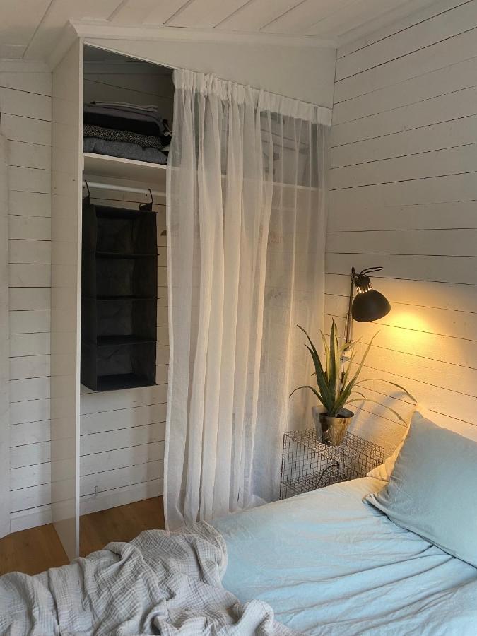 Domsjo Peaceful And Scandinavian-Style Guesthouse With Scenic Nature And Seaview In High Coast מראה חיצוני תמונה